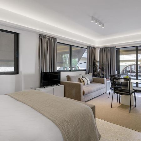 Momo Suites, Acropolis By Aura Homes Athens Exterior photo