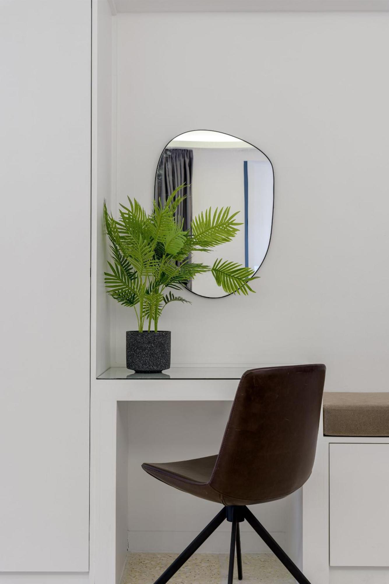 Momo Suites, Acropolis By Aura Homes Athens Room photo