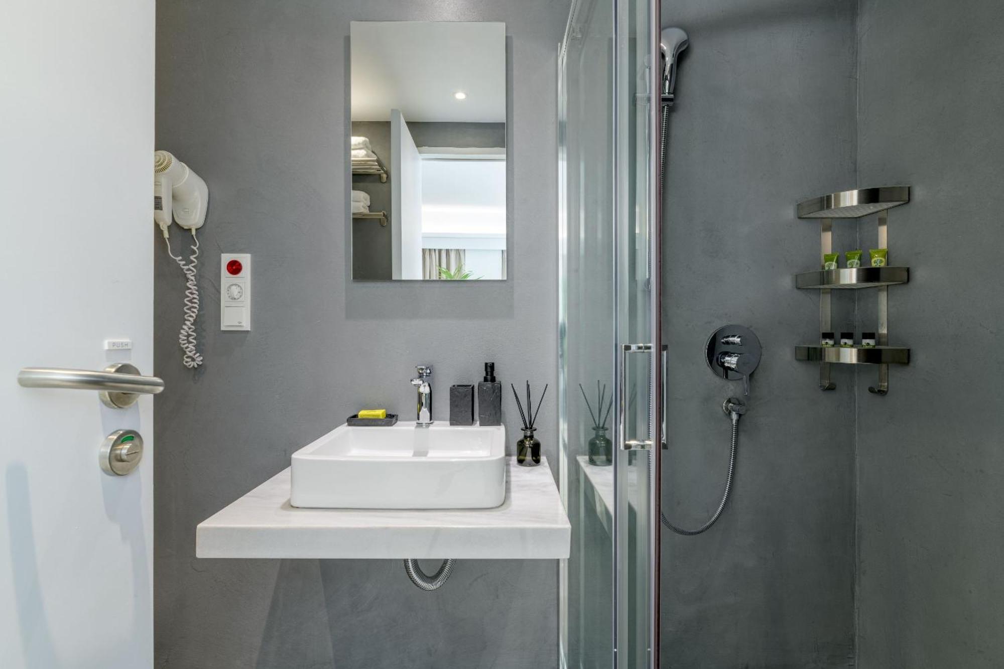 Momo Suites, Acropolis By Aura Homes Athens Room photo