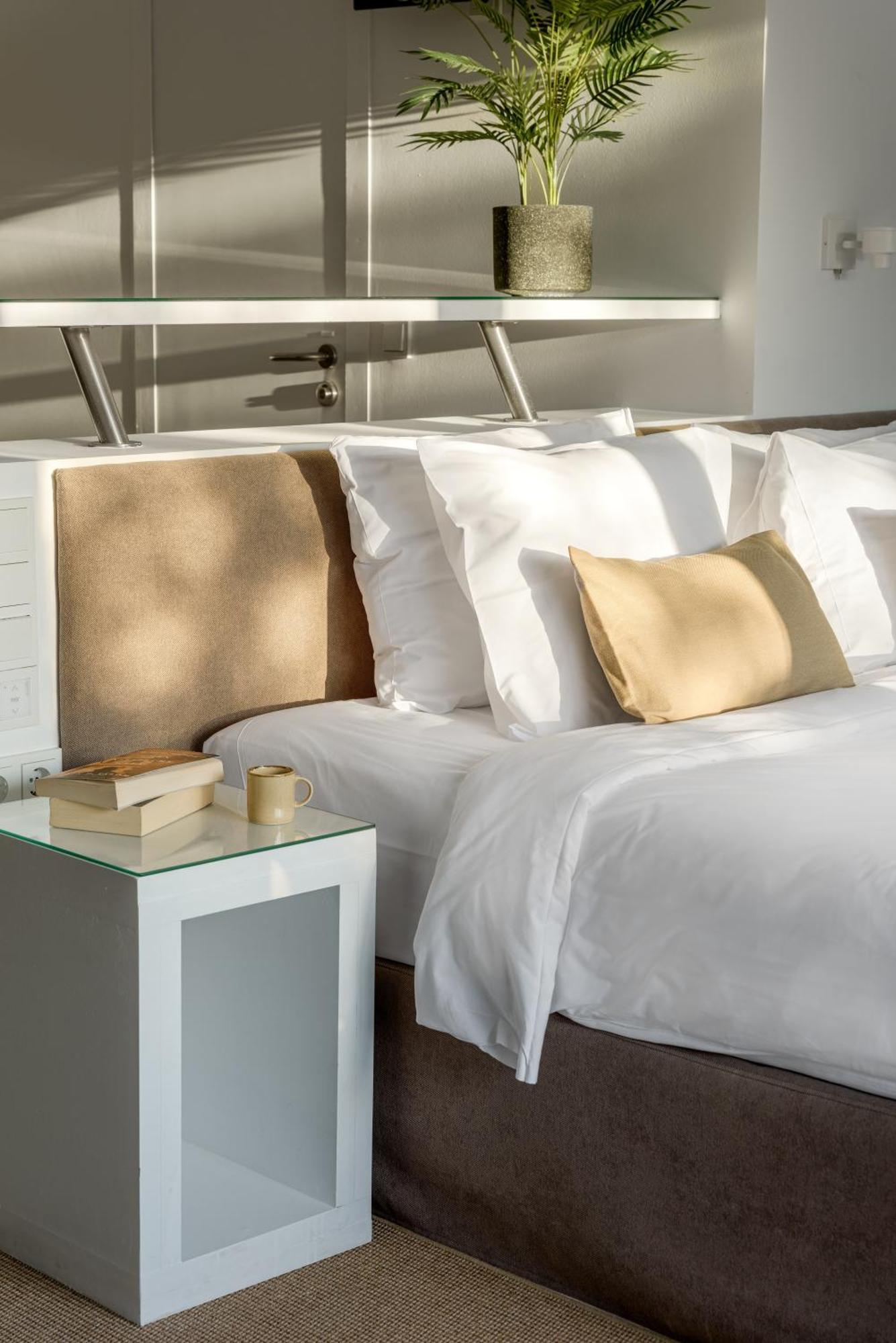 Momo Suites, Acropolis By Aura Homes Athens Room photo